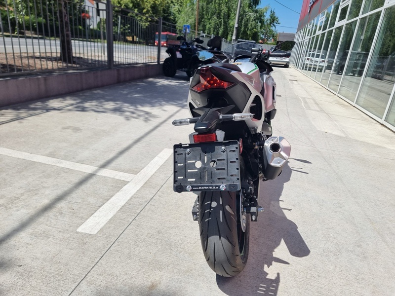 Kawasaki Ninja7 Hybrid - 7