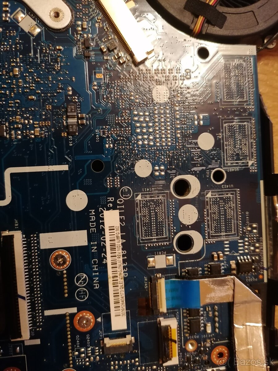 Predám Lenovo E530 na náhradné diely. - 7