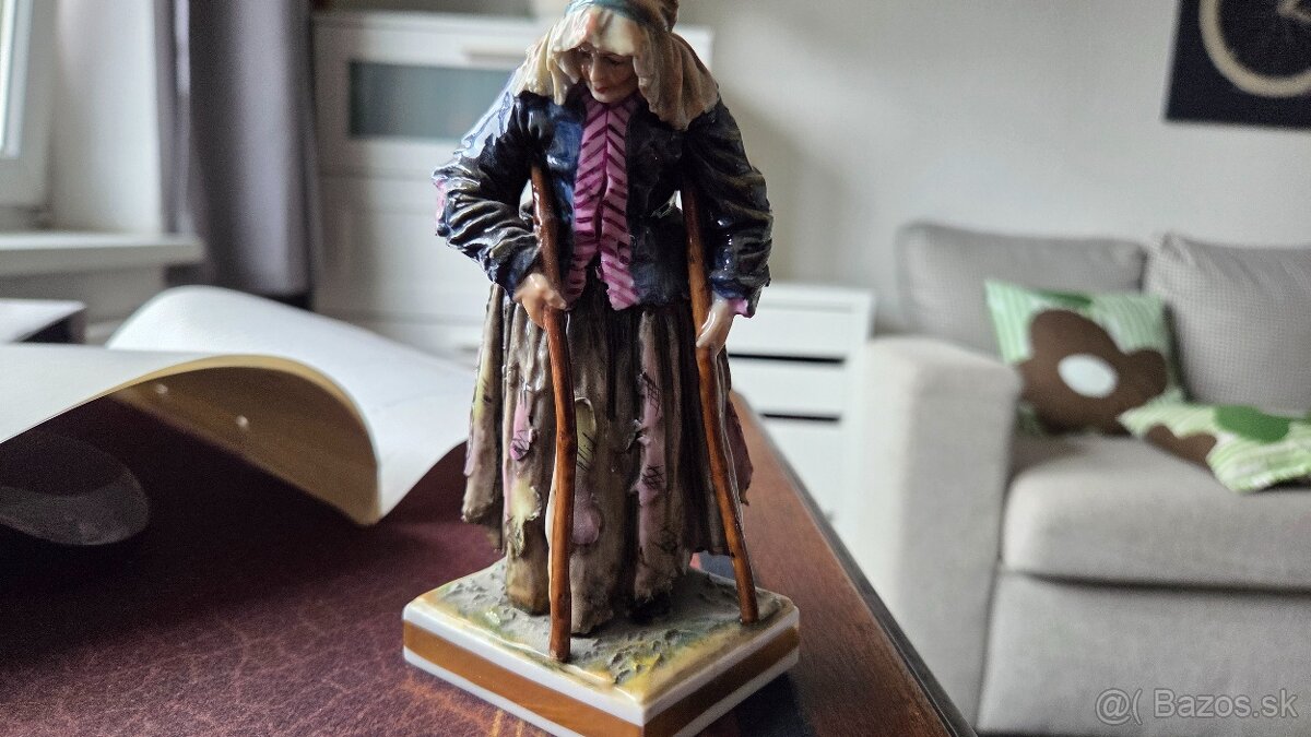 Porcelánová soška - 7