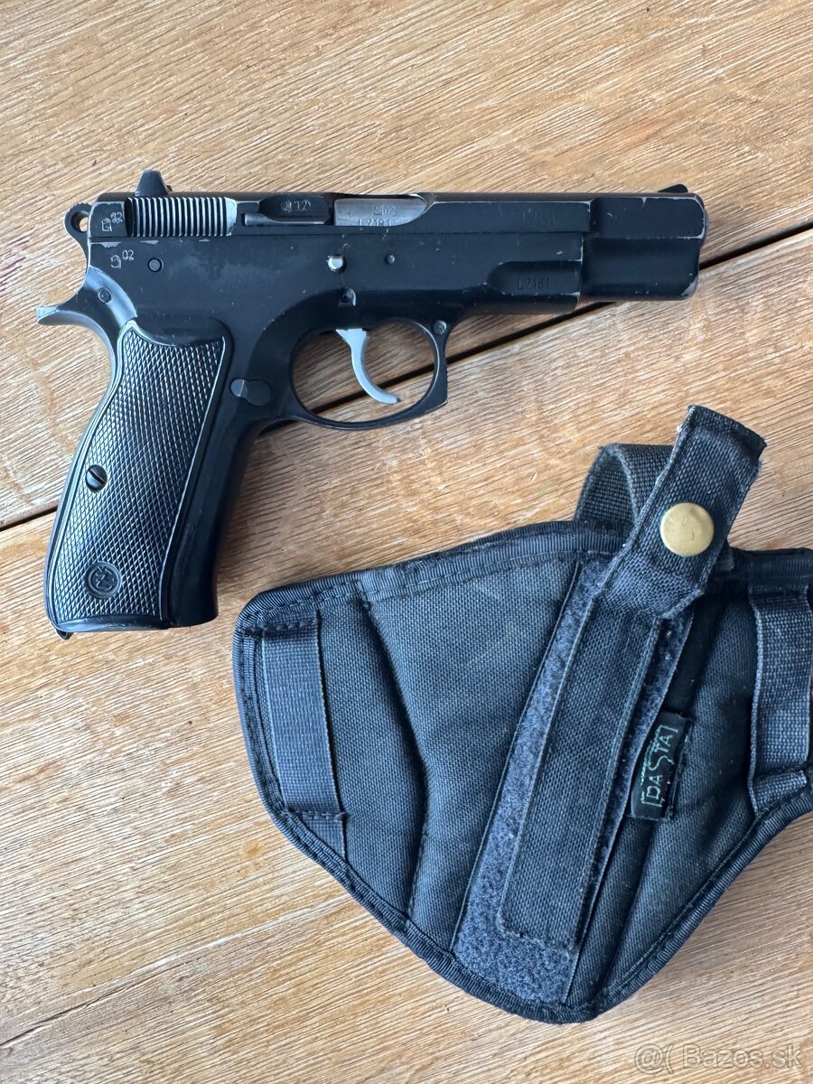 Zbierka pistoli ČZ - 7