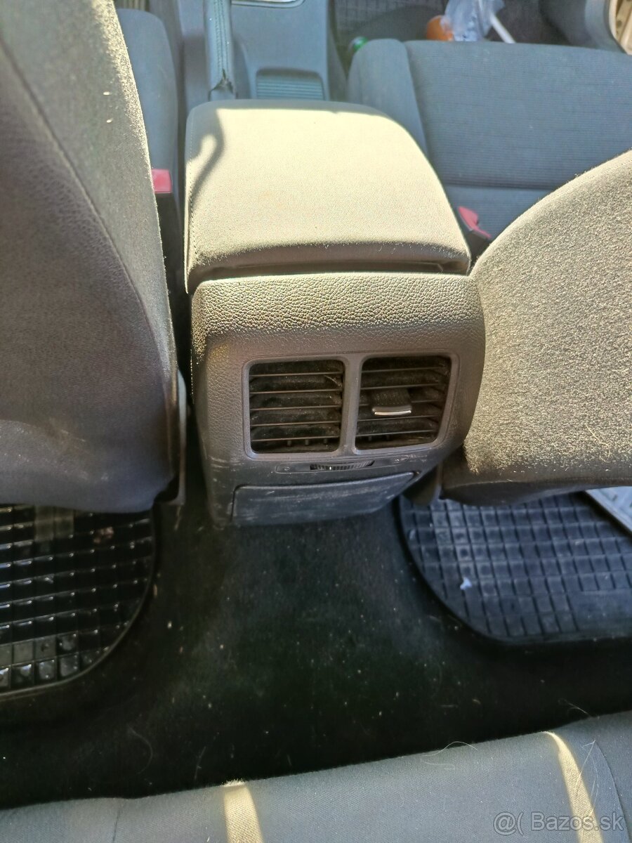 lacno predam diely na golf 5 tdi 77kw BXE - 7