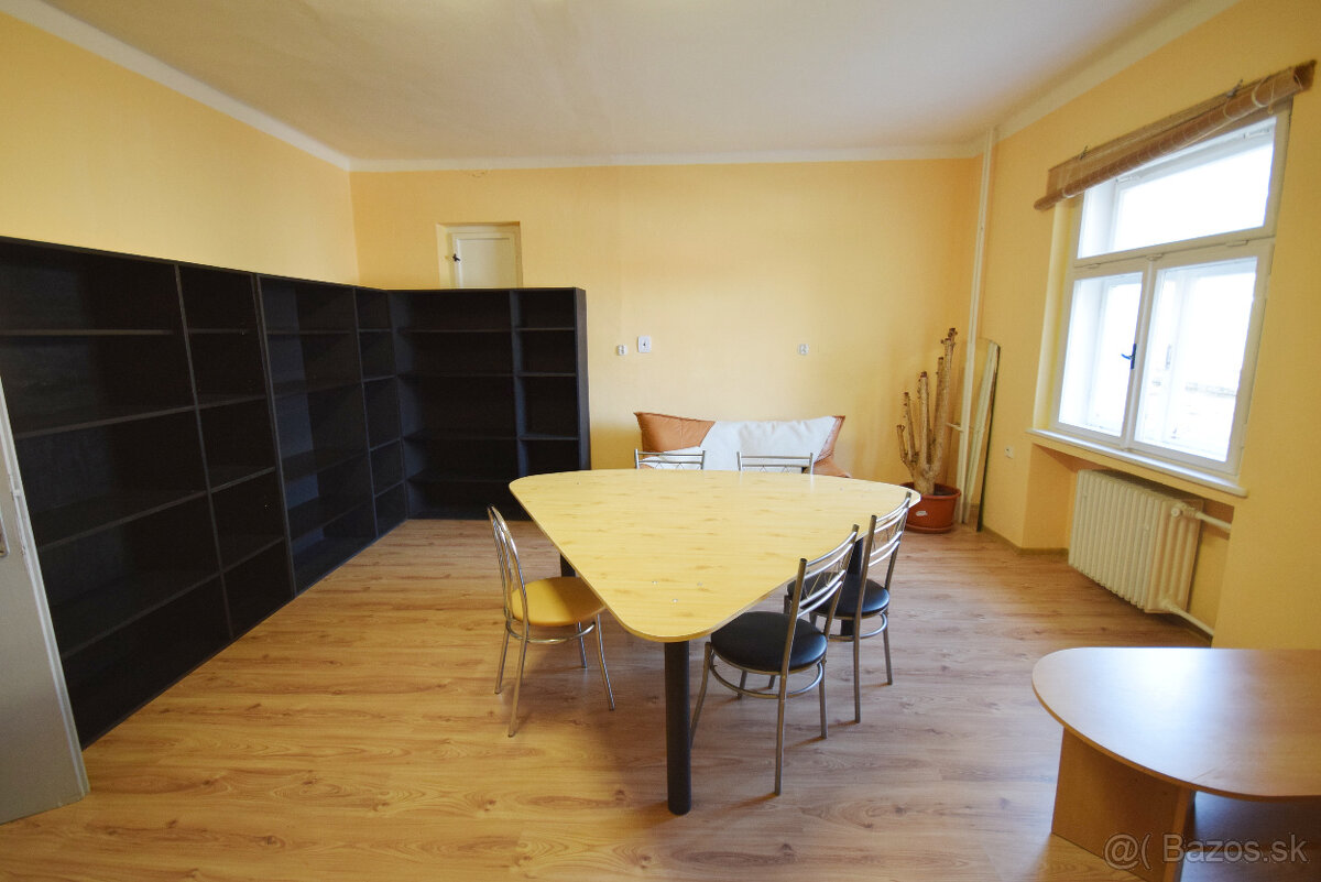 Výrobno - skladový a kancelársky objekt - 7