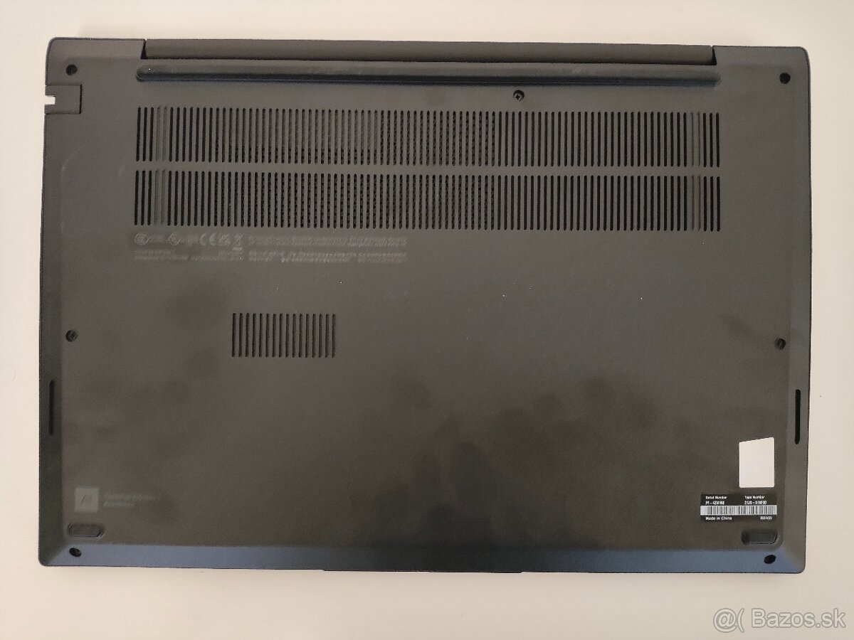 Lenovo ThinkPad E16 – i3-1315U, 8 GB RAM, 256 GB SSD - 7