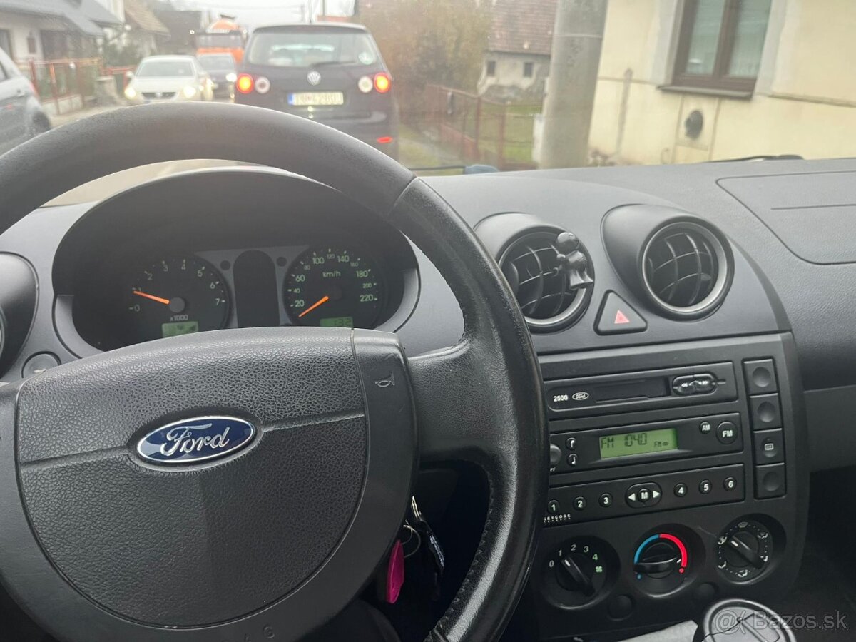 Predám Ford fiesta 1.4mpi 51kw - 7