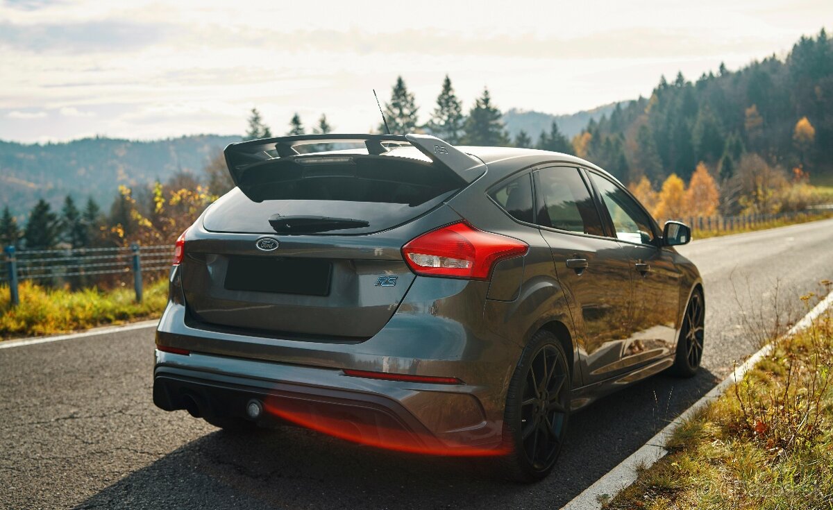 FORD FOCUS RS 80 000KM - 7