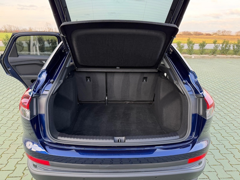 Audi Q4 e-tron Sportback 40 82 kWh 2023, Odpočet DPH. - 7