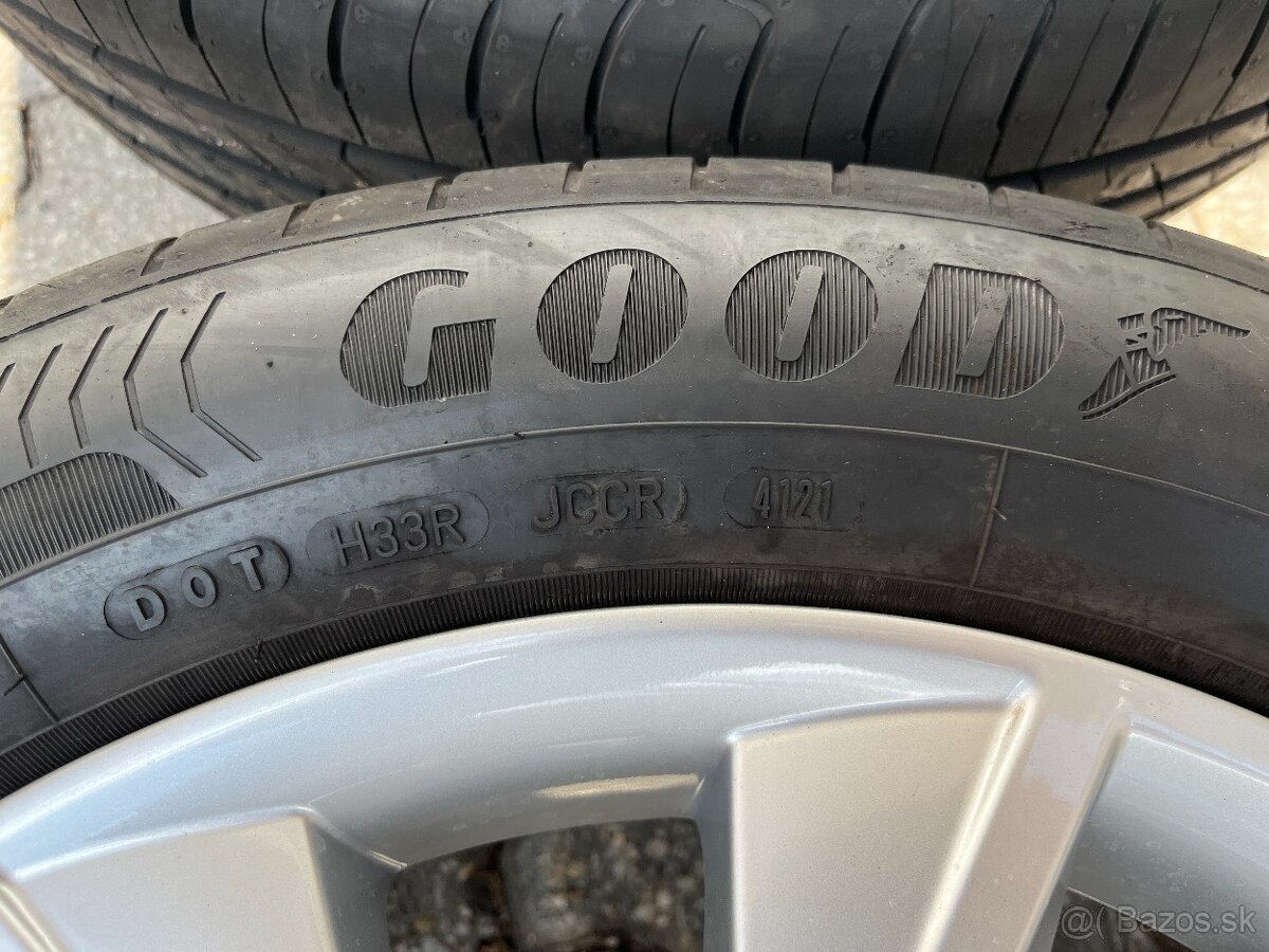 Originalna sada diskov SEAT ATECA 7.0JxR17 ET45, 215/55/R17 - 7