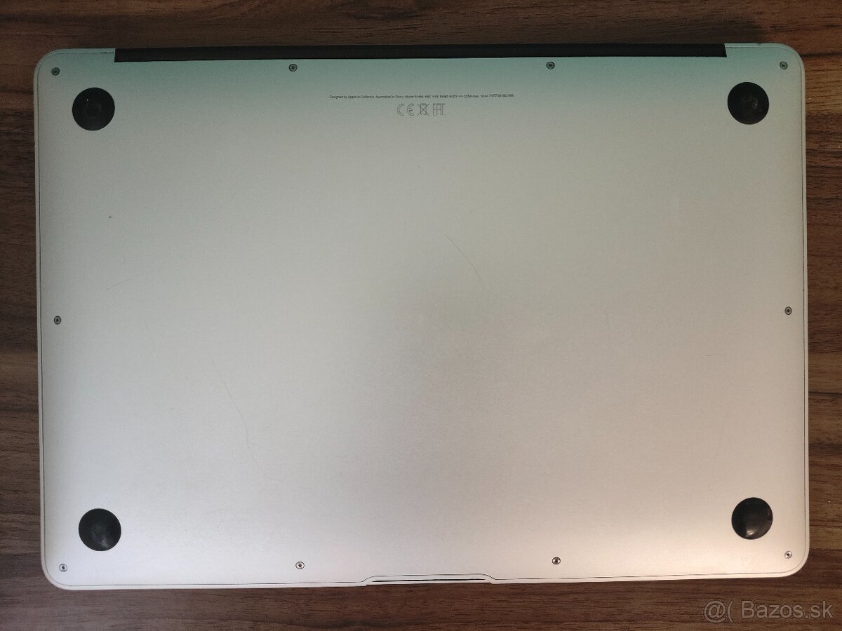 Apple MacBook Air 2017 – i5 / 8GB / 256GB - 7