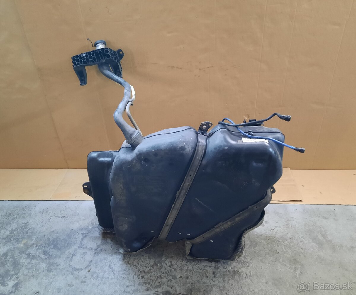 nádrž, čerpadlo, plavák Passat B8 - TDI - 7