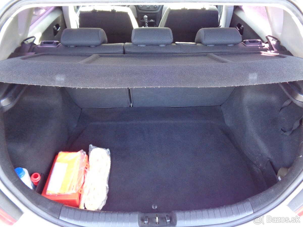 KIA Cee’d 1.6 CRDi VGT LX - 7