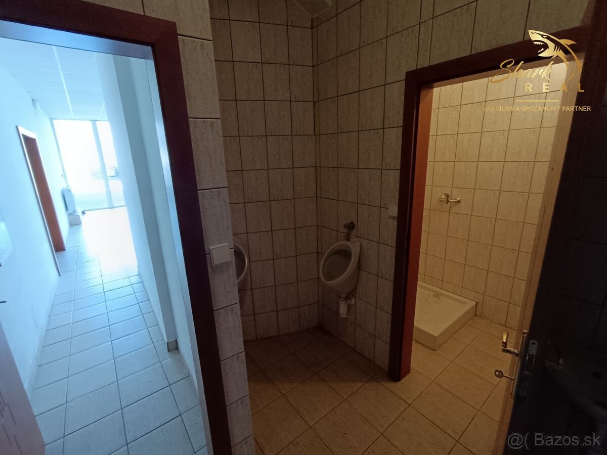 Administratívno-apartmánová budova - 7