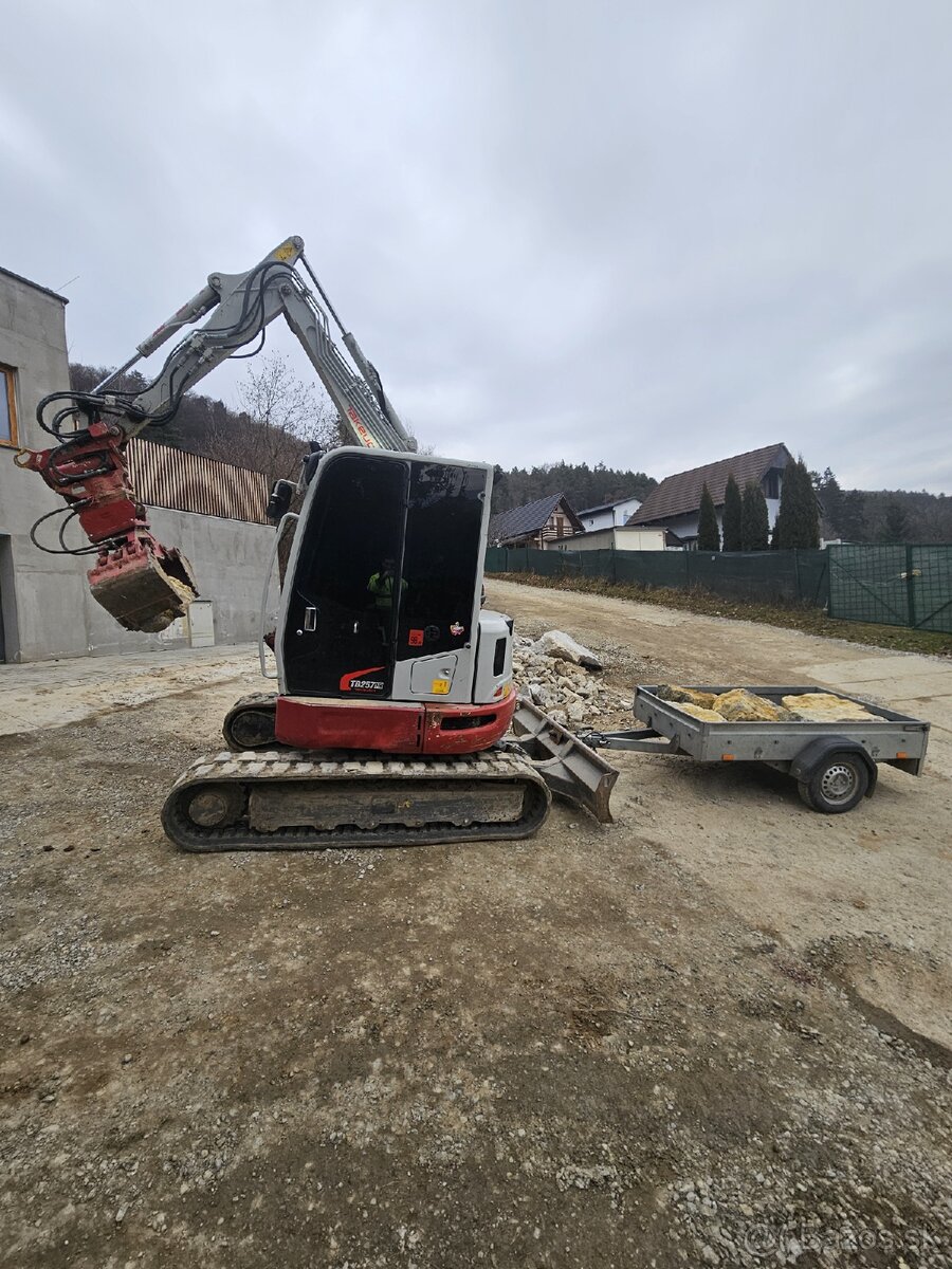 ZEMNÉ PRÁCE, PRENÁJOM KONTAJNEROV,NÁKLADNÁ AUTODOPRAVA - 7