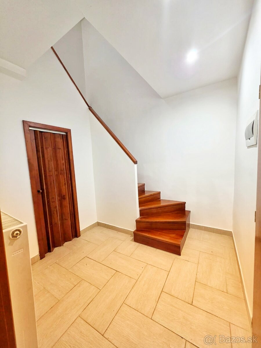 Na Predaj trojizbový mezonet v obci Vrbov - 7
