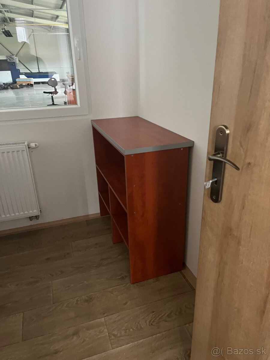 Kancelarsky nábytok - 7