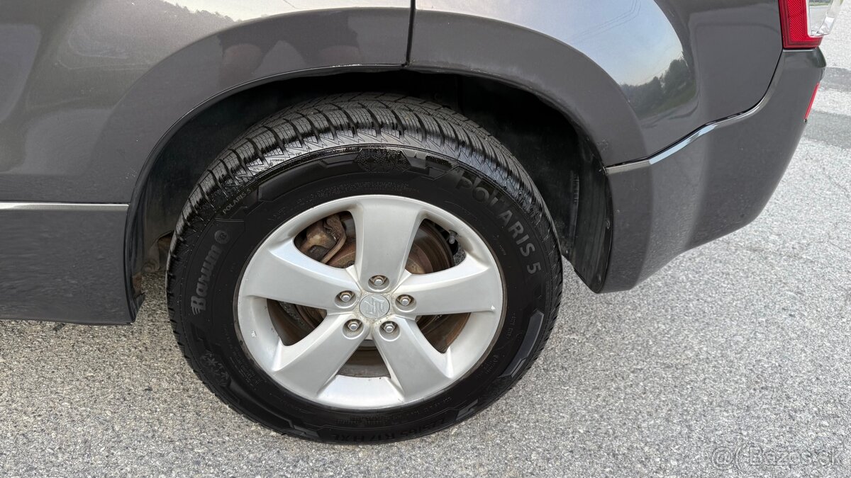 Suzuki Grand Vitara 2.4i, benzin + LPG - 7