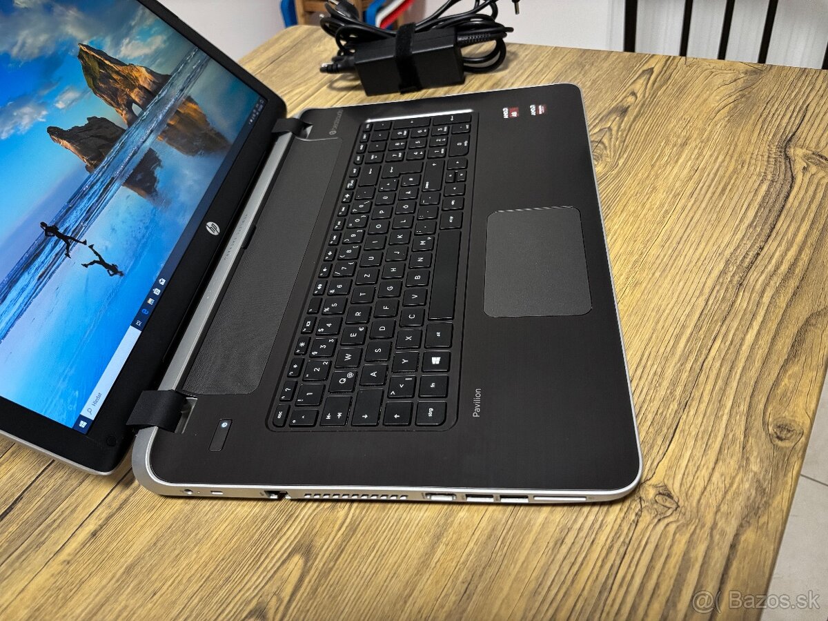 17.3"/HP Notebook/8GB RAM DDR3/1TB SSHD/2x Grafická karta 2 - 7