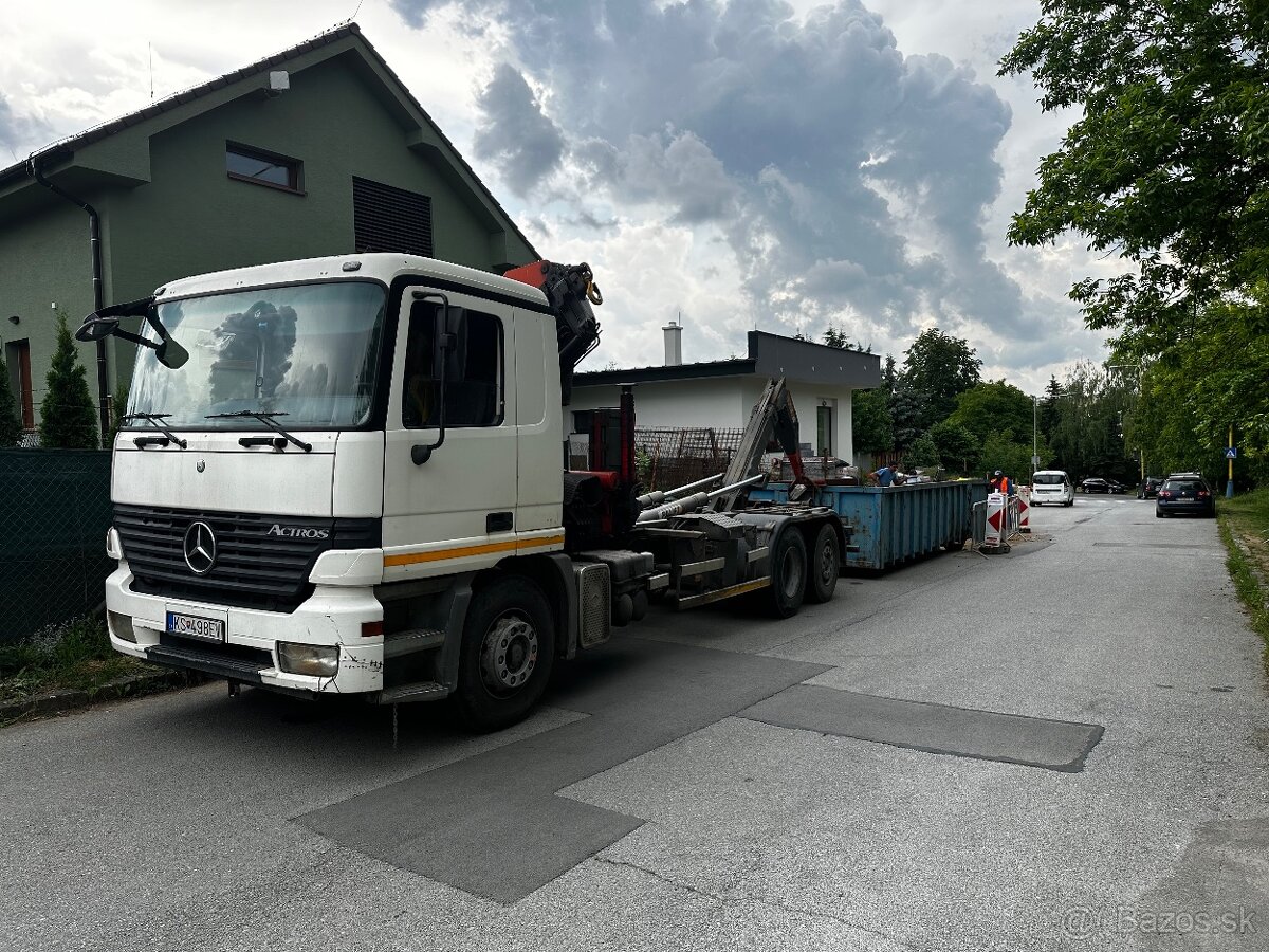 Mercedes Actros s hydraulickou rukou 3in1 - 7