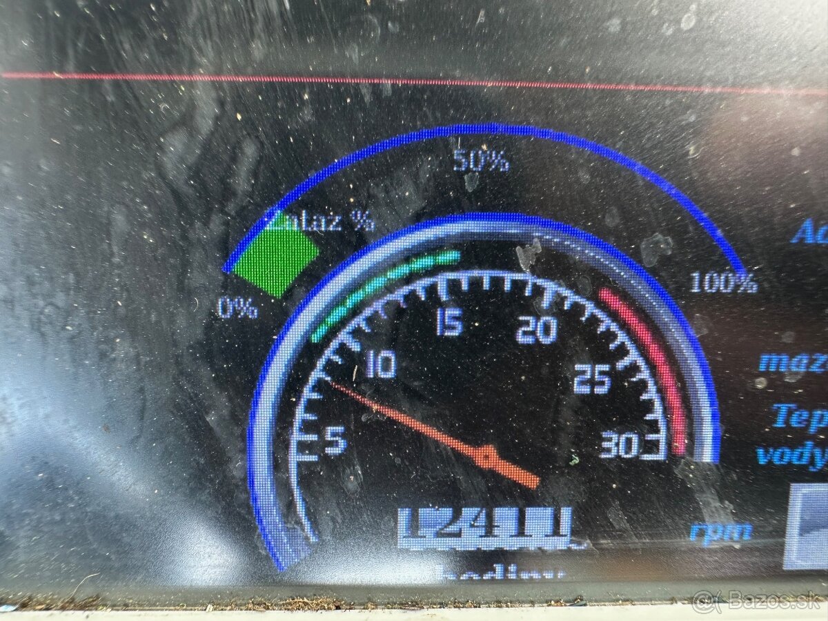 EQUUS 175 N 2015 VIN 011 - 7