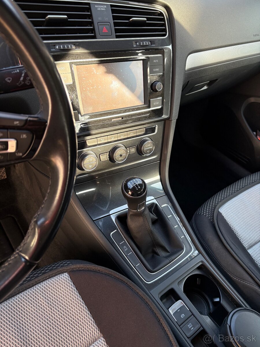 Predám VW Golf 1.0 - 7