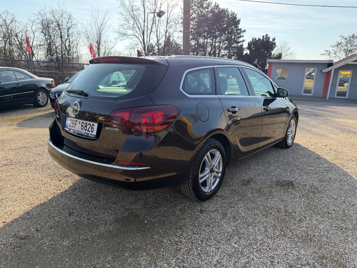 Opel Astra, 1.7CDTI 81KWVýhřev.Sedadel - 7