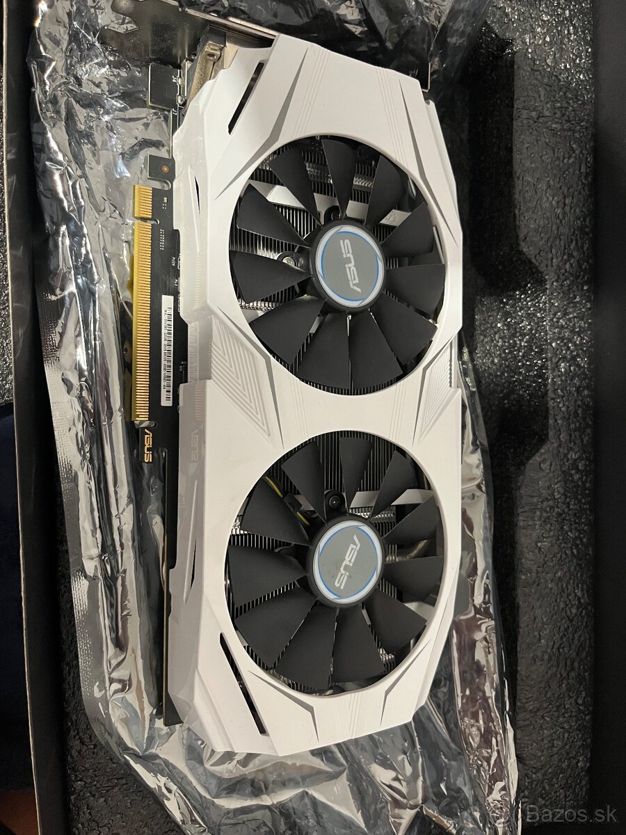 Herný PC + príslušenstvo - 7