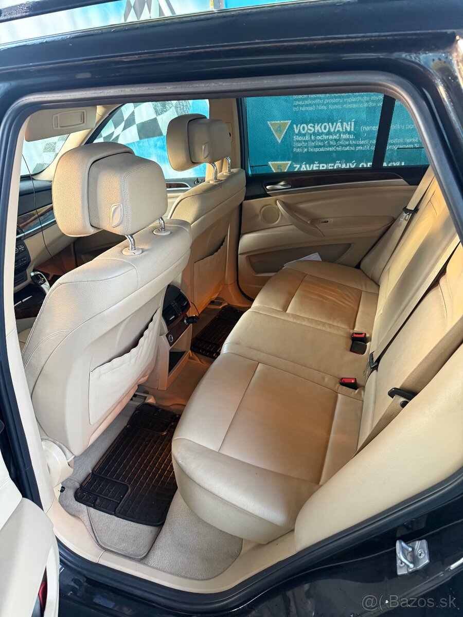 Bmw X5 30d E70, rok 2011, 180kw,Facelift,Pravidelny servis. - 7