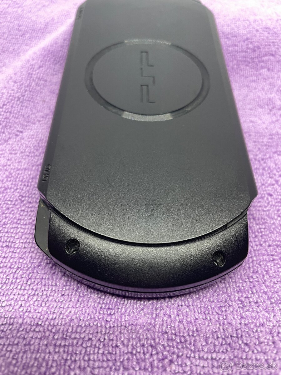PSP - E1004 Prasknutý displej - 7