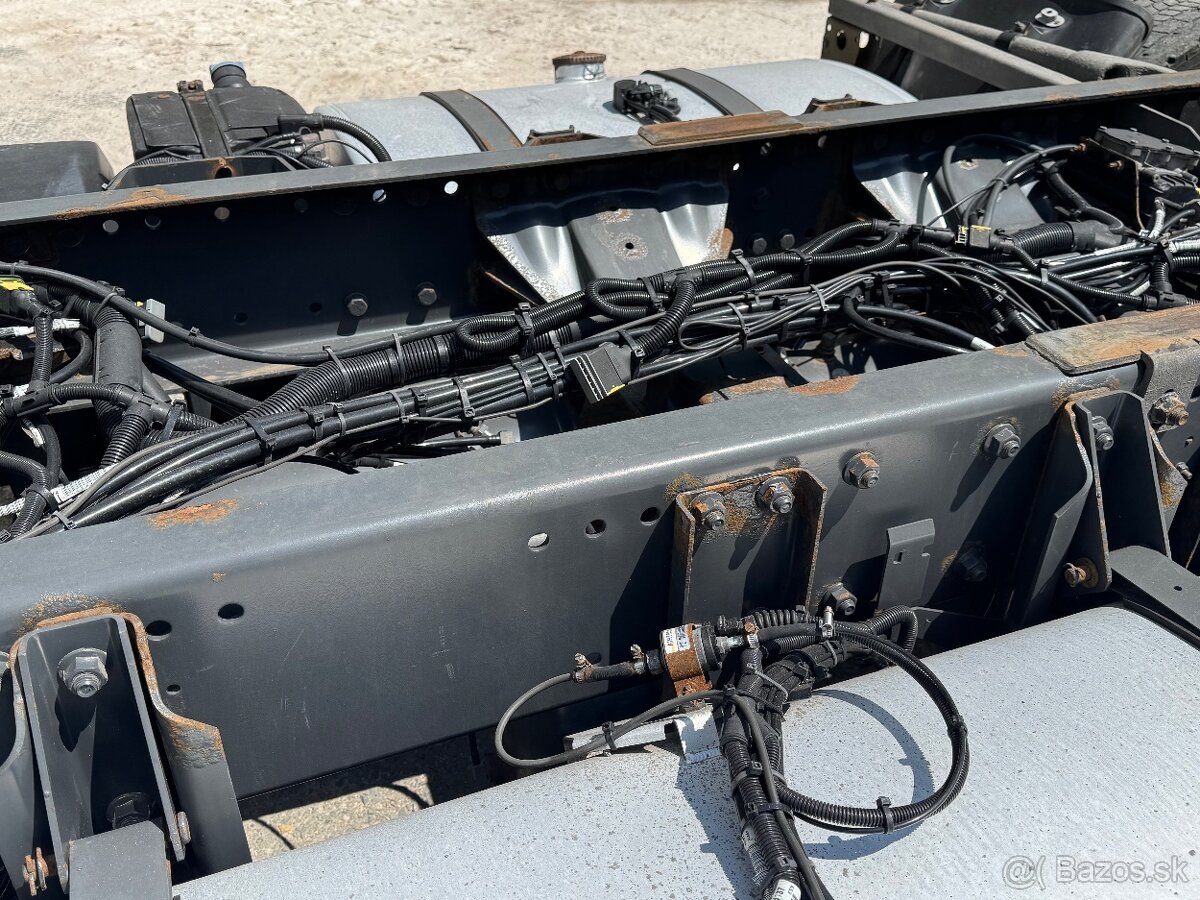 DAF XF 460 + Krone BDF souprava 2016 r. - 7