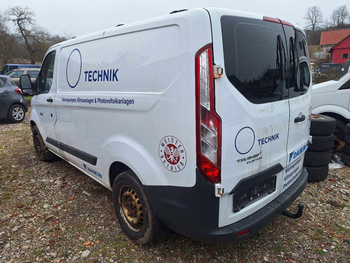 FORD TRANSIT CUSTOM 2,2TDCI KLÍMA ŤAŽNÉ - 7
