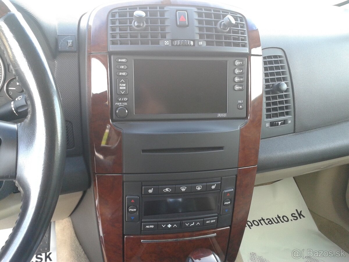 Predám Cadillac srx - 7