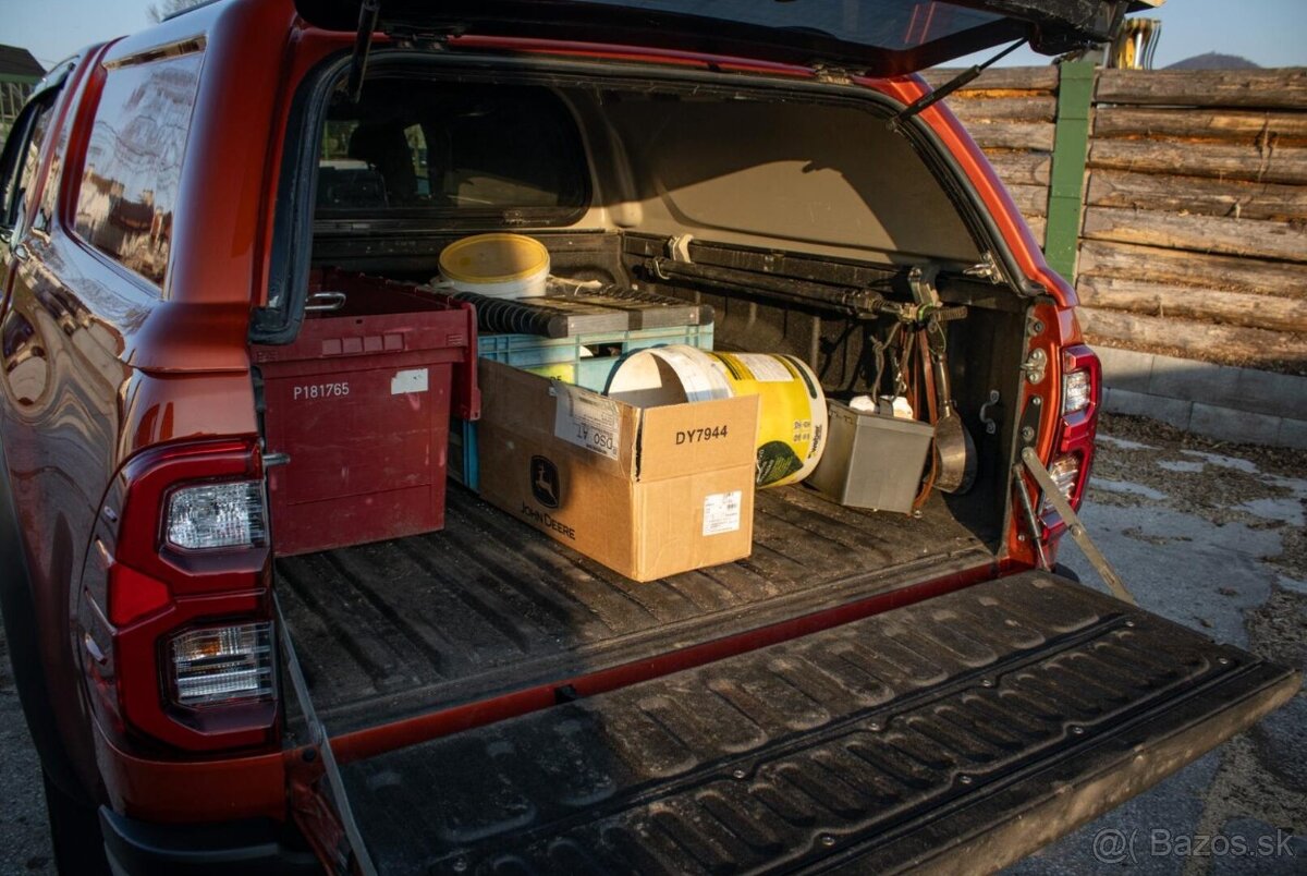 Toyota Hilux DoubleCab 2.8D 150kW - 7