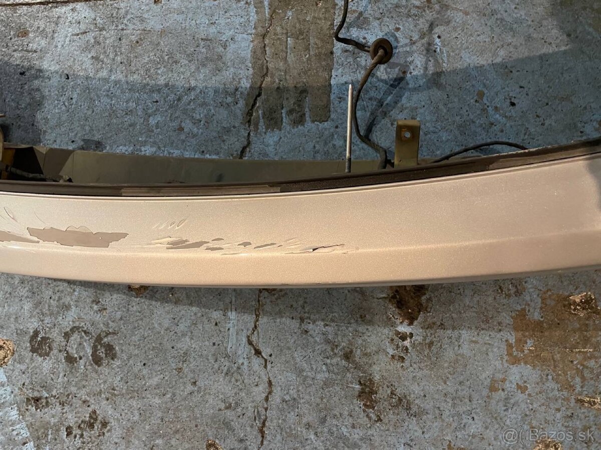 Zadný nárazník Mercedes C-class W204 - 7