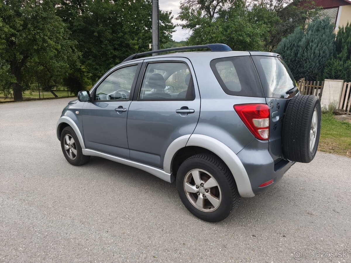 Daihatsu Terios 1.5 4x4 offroad - 7