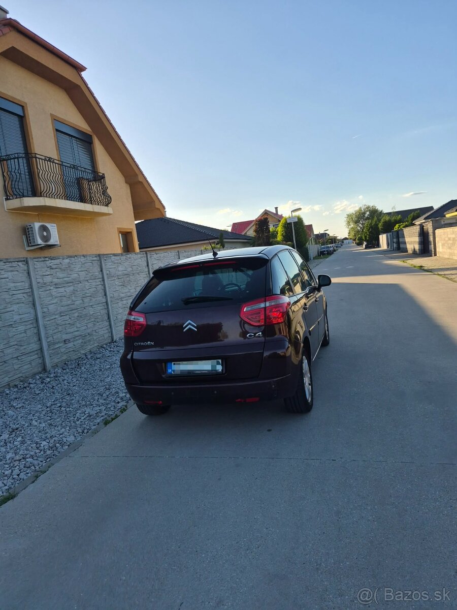 Predám Citroën C4 Picasso 1.6hdi 80kw - 7