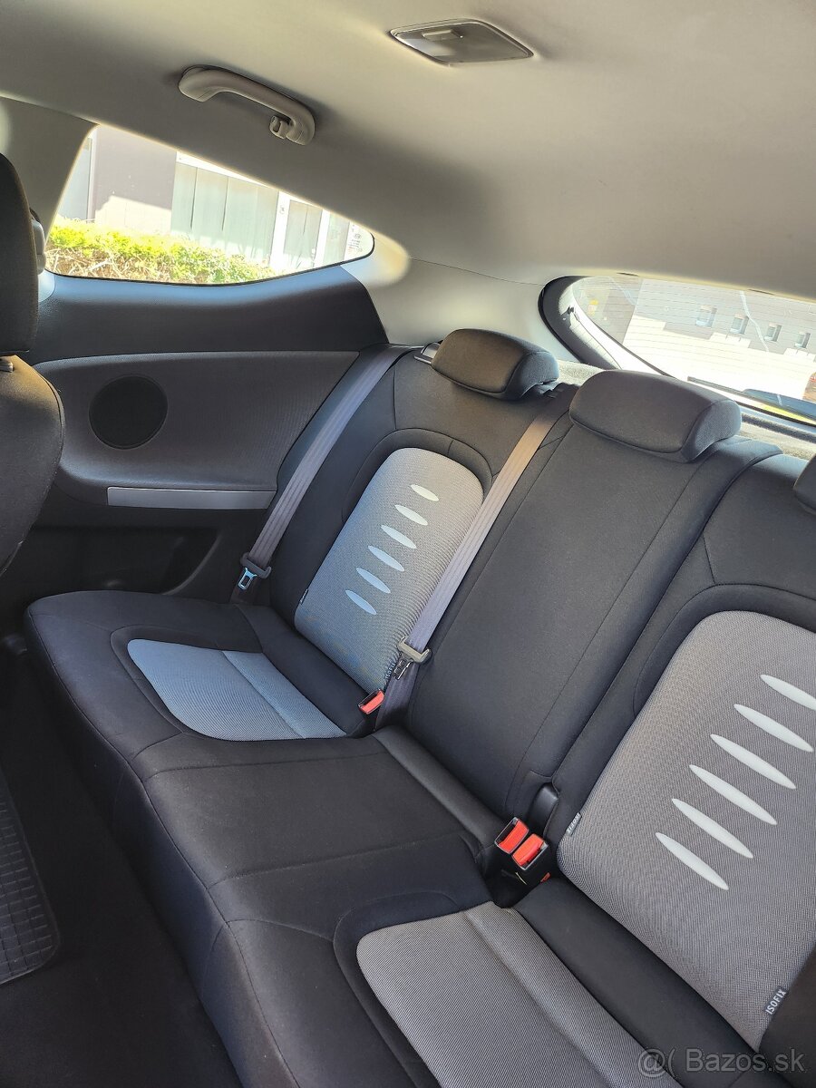 Kia ceed - 7