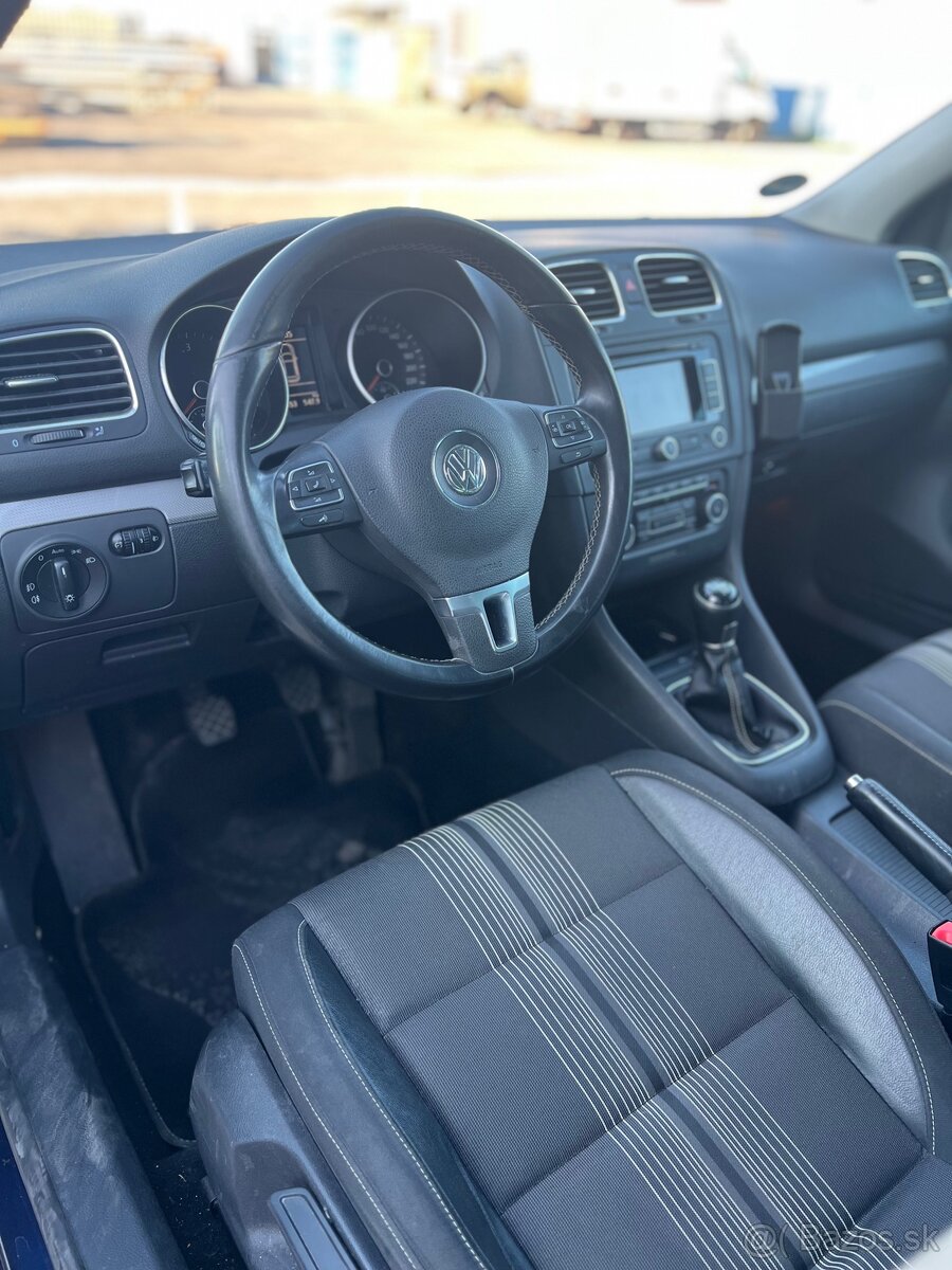 Volkswagen Golf 1.6TDI Bluemotion - 7