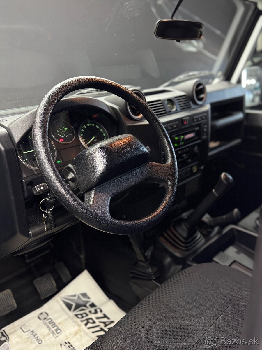 LAND ROVER DEFENDER, 4X4, 2012 - 7