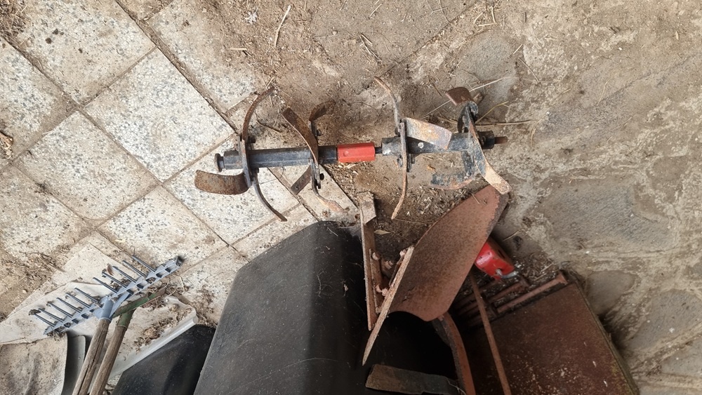 Predám stavebnicu VARI PONY II - 7