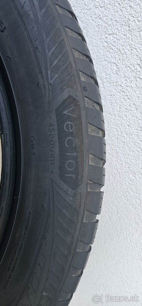 GoodYear vector 4seasons 225/55r18 - 7