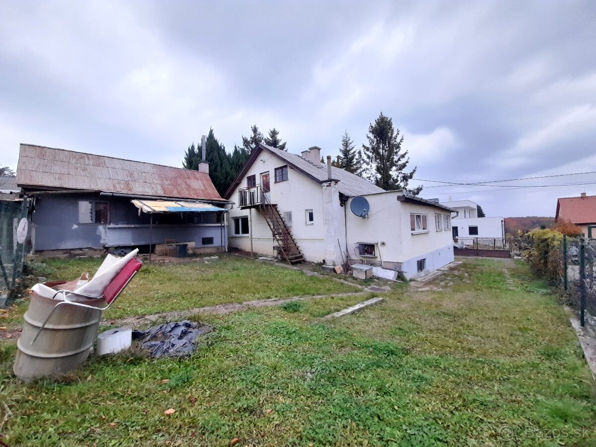 Exkluzívny stavebný pozemok v lukratívnej lokalite Pereš - 7