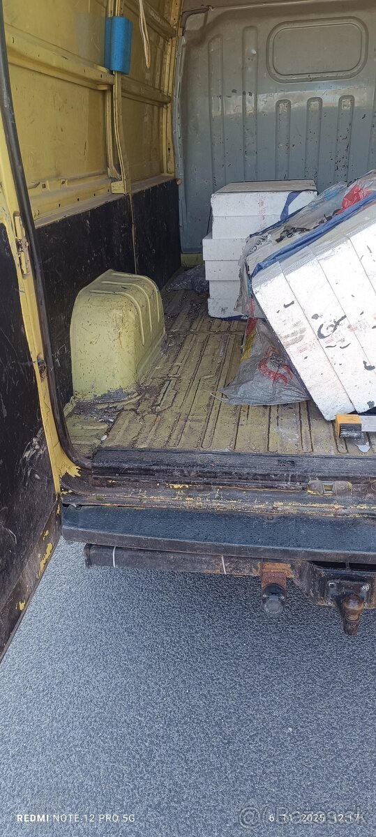 Predám Peugeot Boxer 2.2 hdi - 7