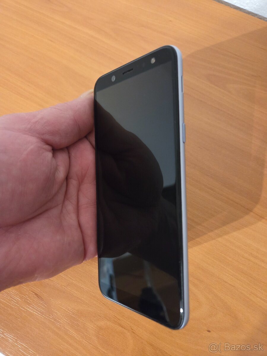 Predám samsung A6 - 7