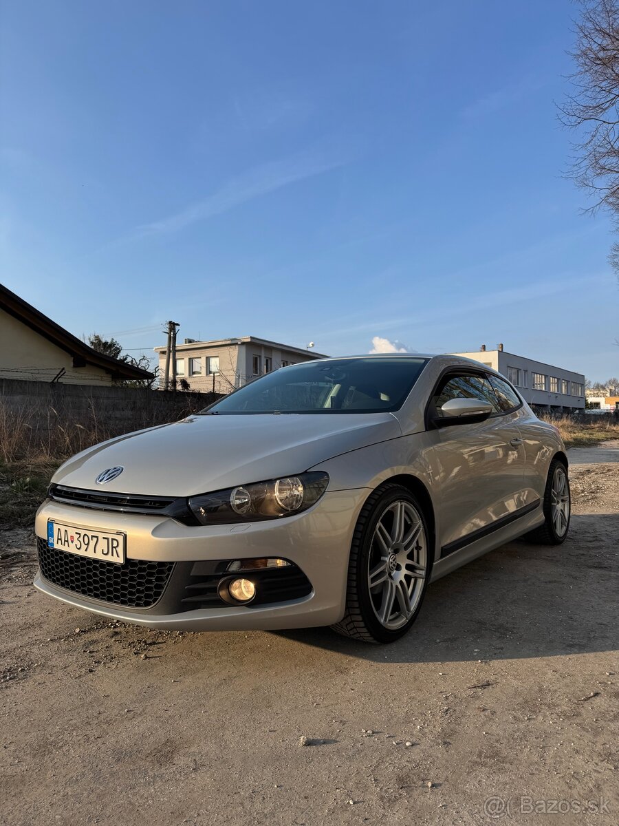 Volkswagen Scirocco 2.0TDI 2010rok - 7