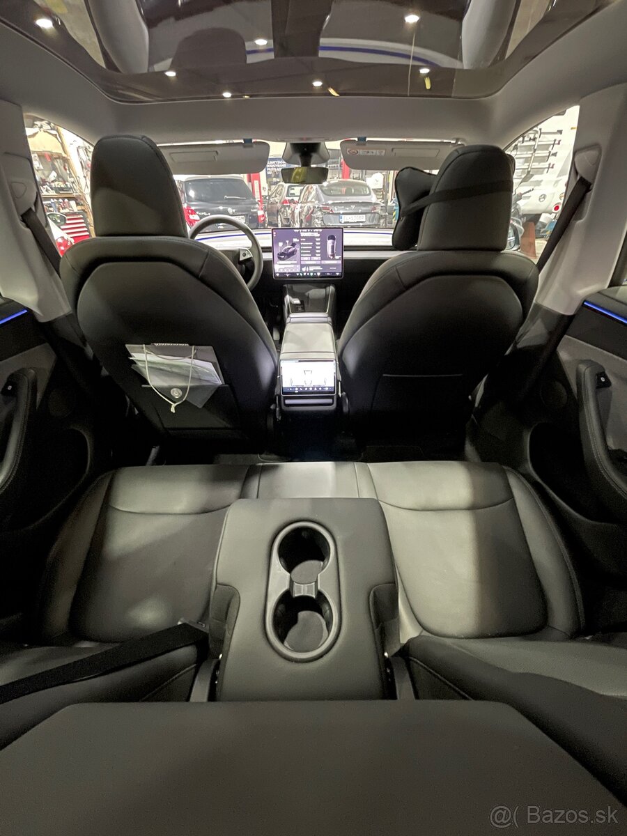 Tesla model Y Juniper LR RWD - 7