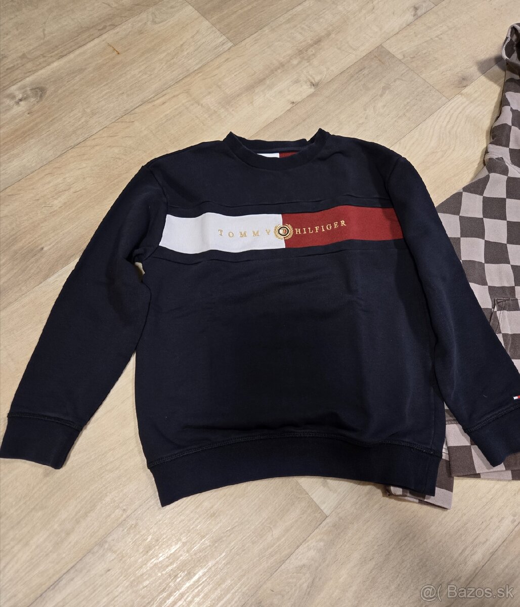 Predám chlapčenské pulóvre a rifle 140, 10Y - 7