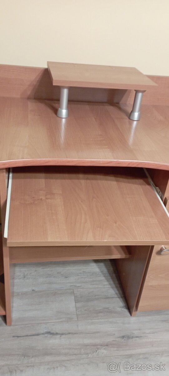 Písací stôl - 7