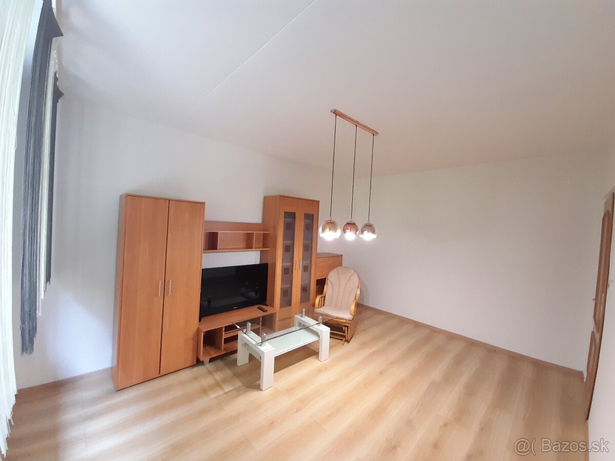 V ponuke na predaj 3 izbový byt, 66m2,Terasa, Humenská - 7