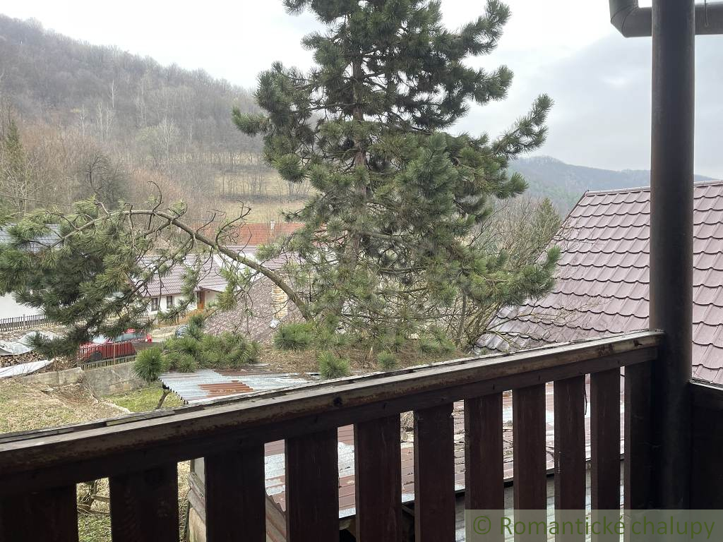 Dom na rekonštrukciu v chalupárskej obci Hačava. Nová cena - 7