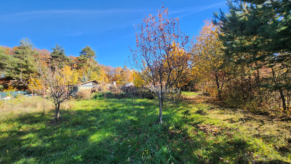 Krásny slnečný pozemok s úžasnými výhľadmi - PREDAJ - 7
