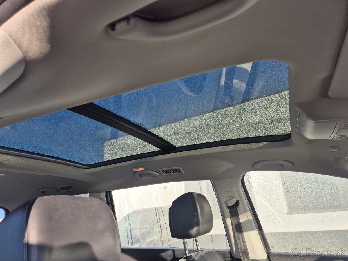 Volkswagen Sharan 2.0 TDI 7-miestny - 7